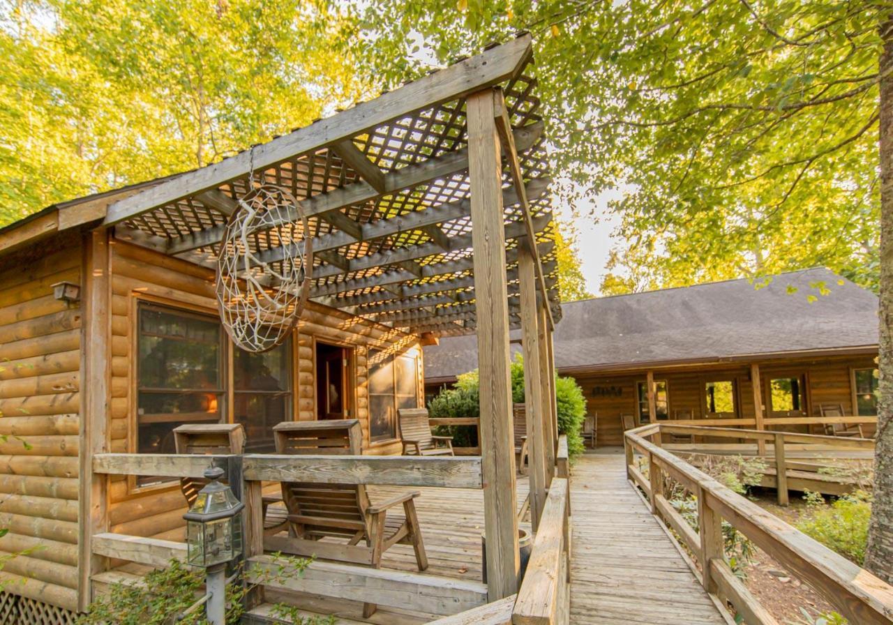 Mount Mitchell Eco Retreat Villa Busick Exterior photo